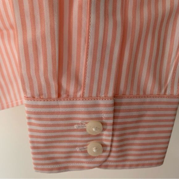 UNTUCKit Top 16 Gifts for Her - Picture 7 of 12